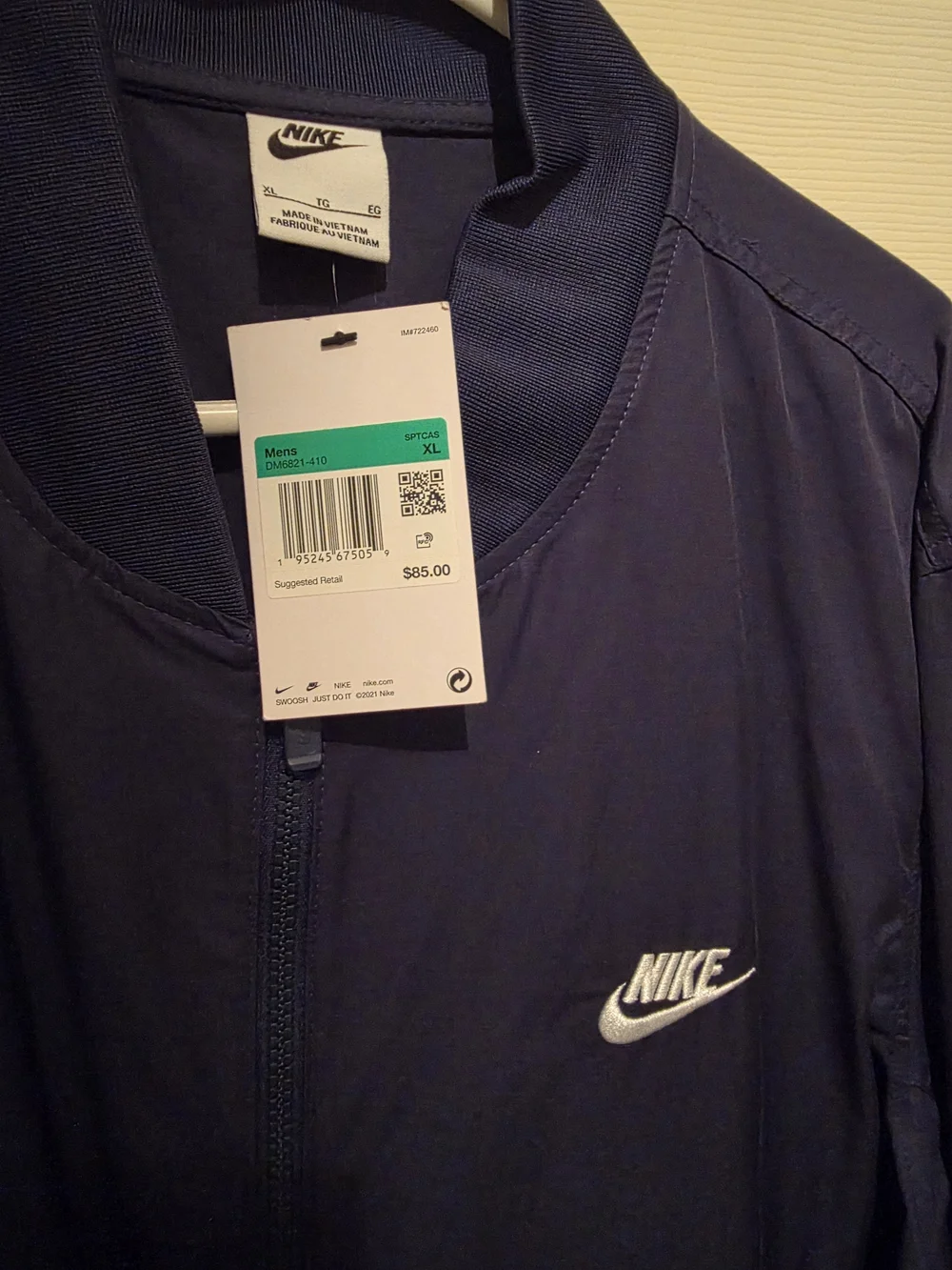 Nike Men's Navy Blue Lightweight Windbreaker Jacket